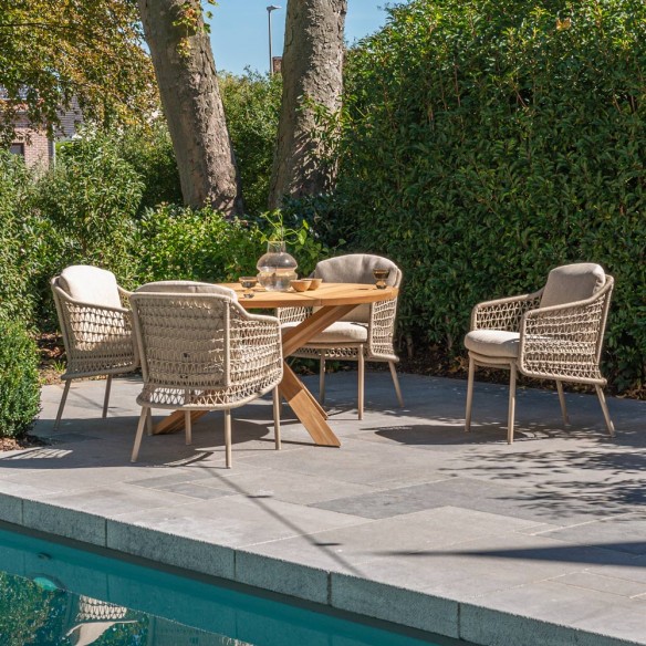 Ensemble Table de jardin ronde PETRA en teck D130 avec 4 chaises PALOMA taupe coussin beige crème