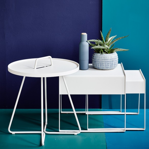 ON THE MOVE Side Table H60cm Aluminium White