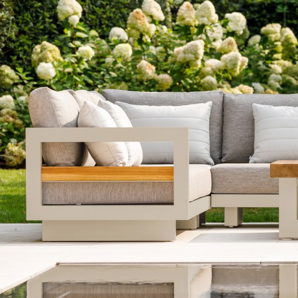 Salon de jardin HIMALAYA 8 places beige aluminium avec table basse en teck