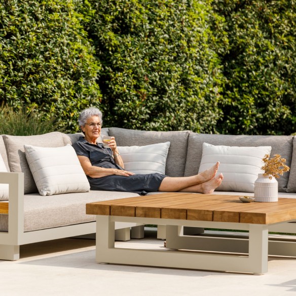 HIMALAYA Lounge Set 8 Seater in Aluminium Beige with Teak Coffee Table