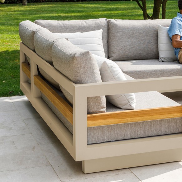 Salon de jardin HIMALAYA 8 places beige aluminium avec table basse en teck