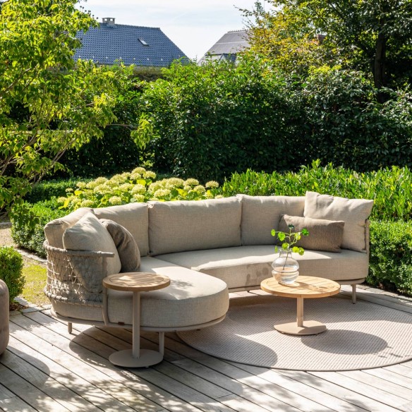 Salon de jardin SERENA 5 places cadre aluminium avec table basse et d’appoint rondes en teck