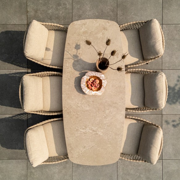 Ensemble Table de jardin NEROLI en aluminium beige sable L250 H69cm avec 6 chaises basses SERENA coussin beige crème