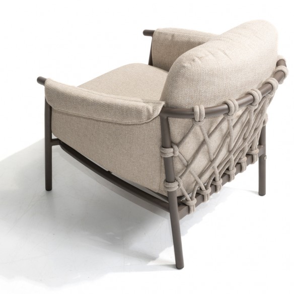 Salon de jardin EZOA 8 places cadre taupe aluminium avec tables basses et d’appoint rondes en teck