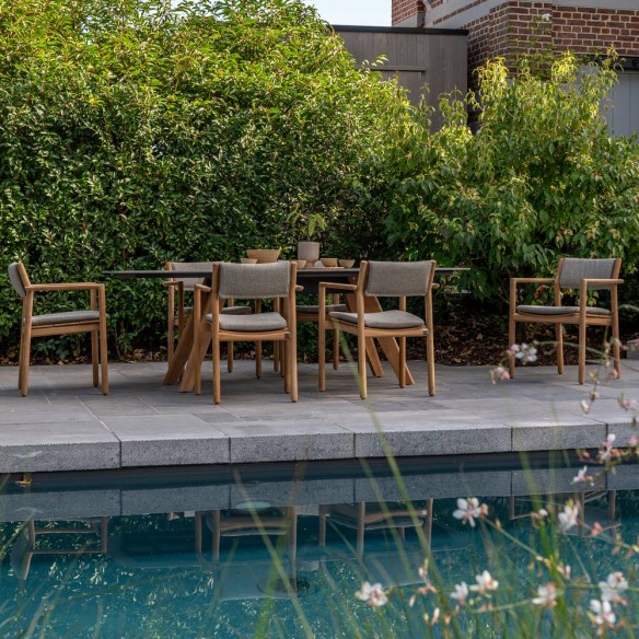 Chaise de jardin LEKO en teck avec coussins beige noisette