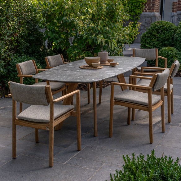 Chaise de jardin LEKO en teck avec coussins beige noisette