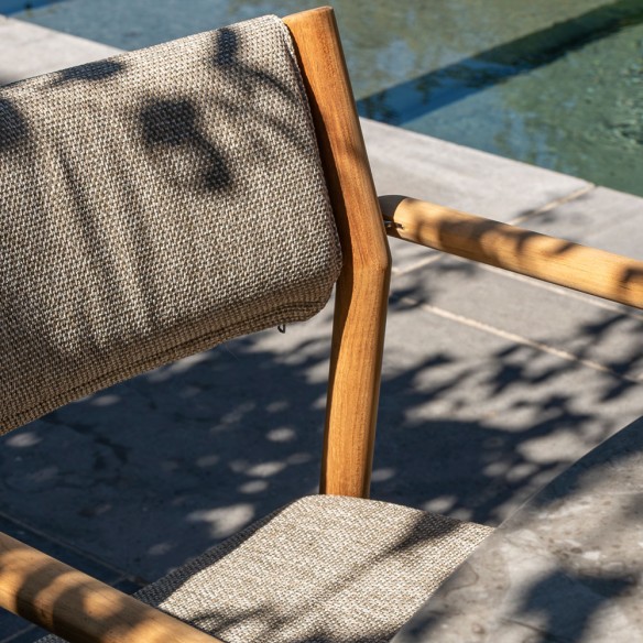 Chaise de jardin LEKO en teck avec coussins beige noisette