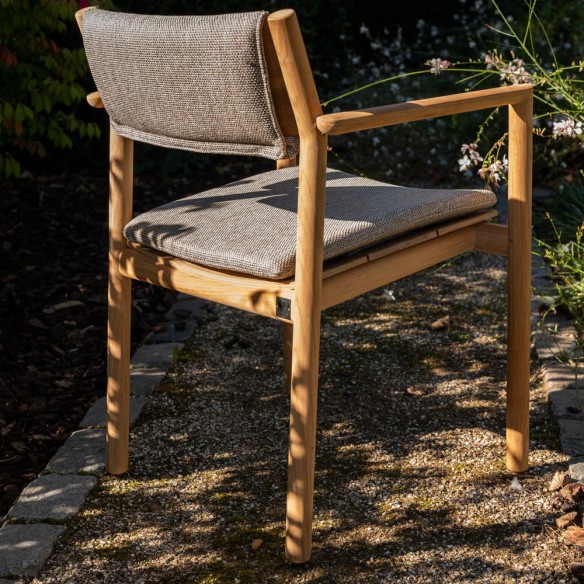 Chaise de jardin LEKO en teck avec coussins beige noisette