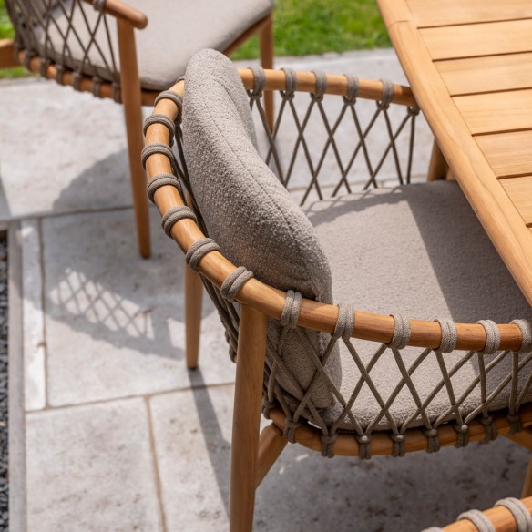 Chaise de jardin NUMA en teck avec coussins gris chiné