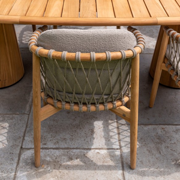 Chaise de jardin NUMA en teck avec coussins gris chiné