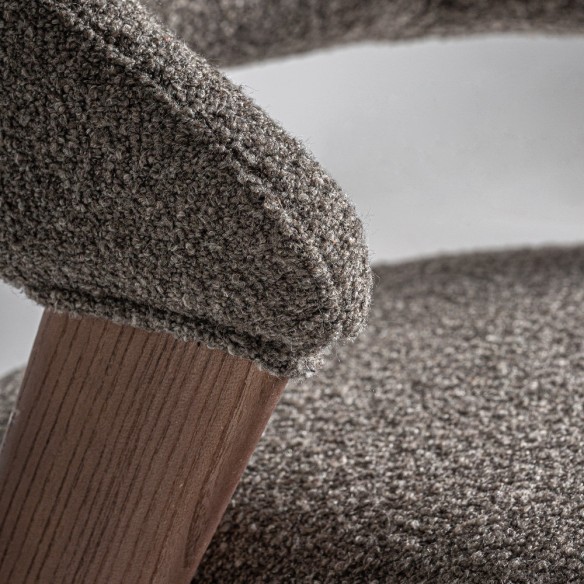 Chaise VARELA en bois de chêne et d’hévéa et tissu gris chiné