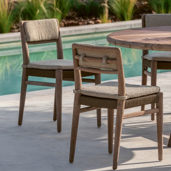 ANDY Round Outdoor Dining Table Set D150 with 6 JADA Dining Chairs in Reclaimed Teak with Cushions