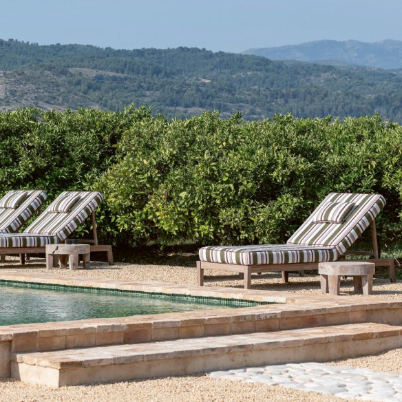 Duo de tables basses de jardin BATUCADA en racine de teck gris naturel H35cm H28cm