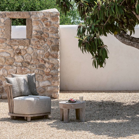 Duo de tables basses de jardin BATUCADA en racine de teck gris naturel H35cm H28cm