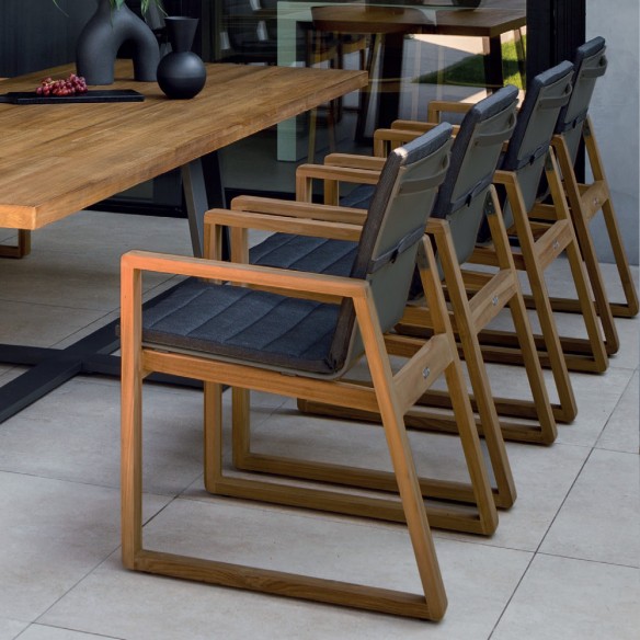 FLORENCE Outdoor Dining Chair in Teak with Graphite Grey Cushion