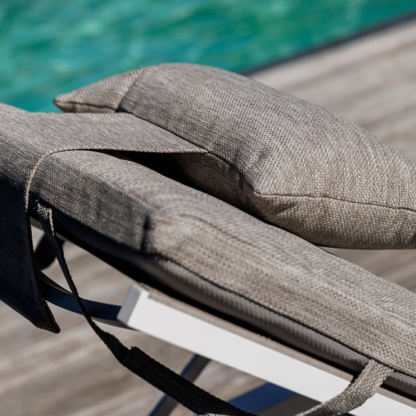 DELTA Sun Lounger Duo in White Aluminium