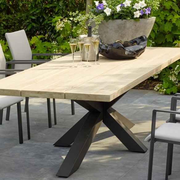 Table de jardin TIMOR en teck gris et aluminium anthracite 8 places L280 Life