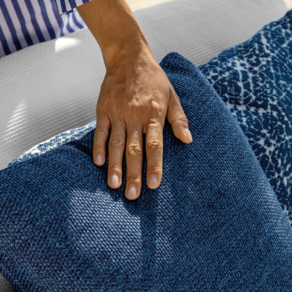 Salon de jardin ALFERO Bois couleur naturel et tissu blanc