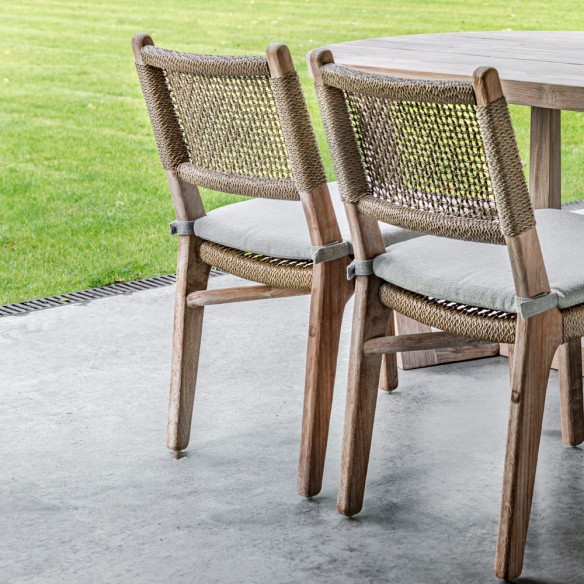 Chaise de jardin FLORA en teck recyclé avec coussin d’assise