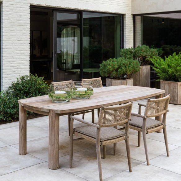 Table de jardin MILA en teck recyclé gris naturel L250