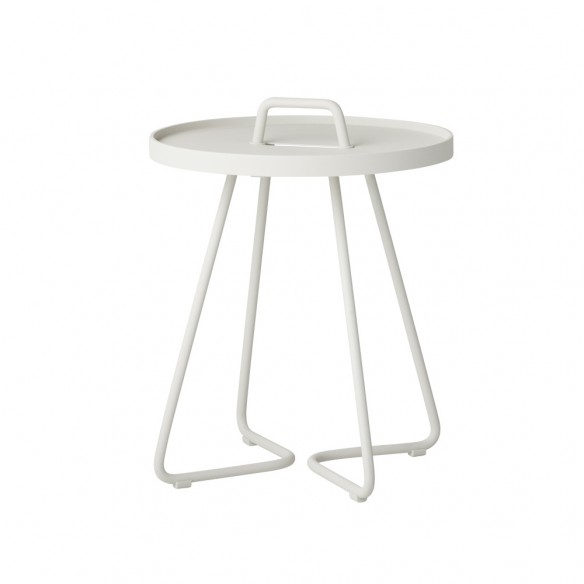 Table d’appoint ON THE MOVE H46cm en aluminium blanc Cane line