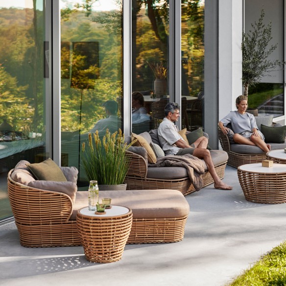 BASKET Daybed Natural with Taupe Cushions