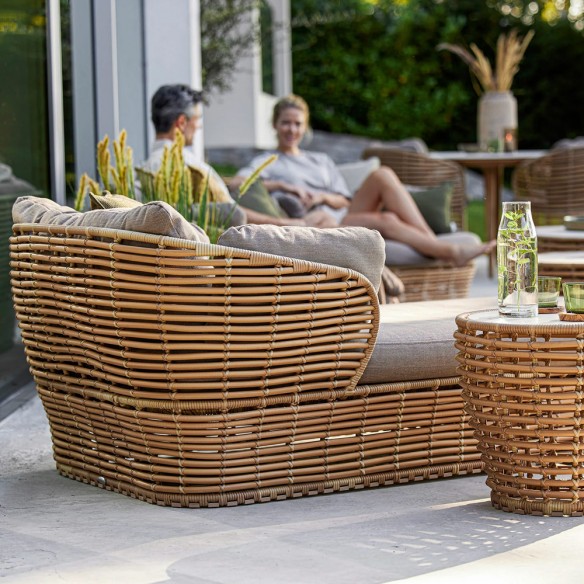 BASKET Daybed Natural with Taupe Cushions