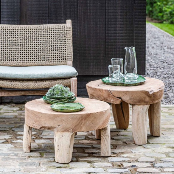 Duo de tables basses de jardin BATUCADA en racine de teck gris naturel H35cm H28cm