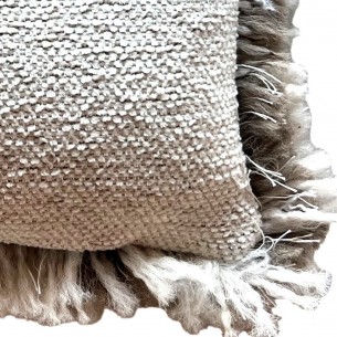 Coussin de décoration VELTY beige 50x30cm 2