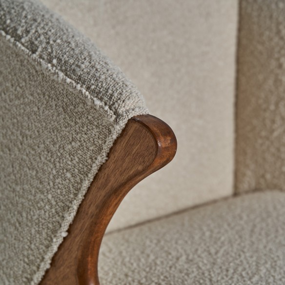 PAVIA Armchair in Pine Wood combined with Bouclé Cotton