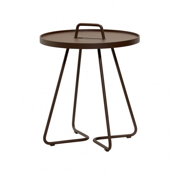 ON THE MOVE Side Table H54cm Aluminium Mocca
