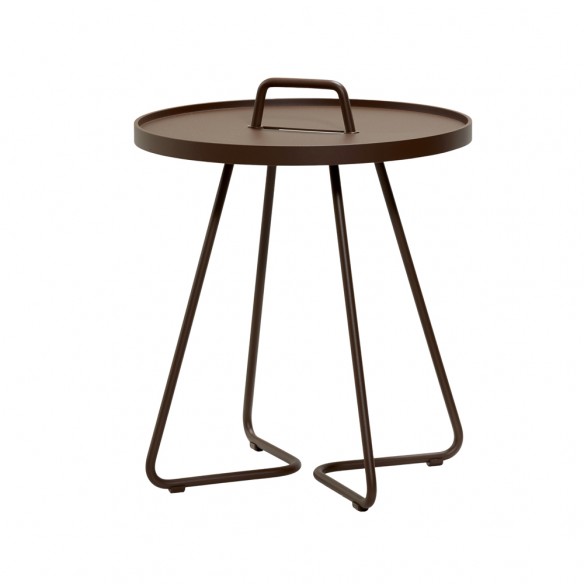 Table d’appoint ON THE MOVE H54cm en aluminium marron