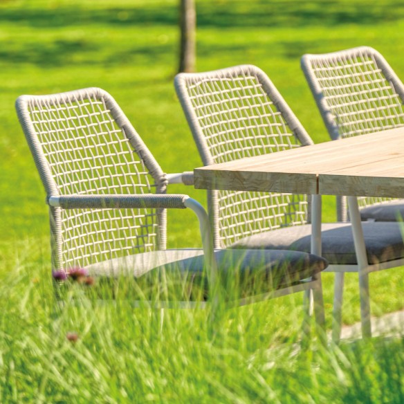 Ensemble Table de jardin TIMOR en teck gris/aluminium blanc L280 et 8 chaises VIENNA gris