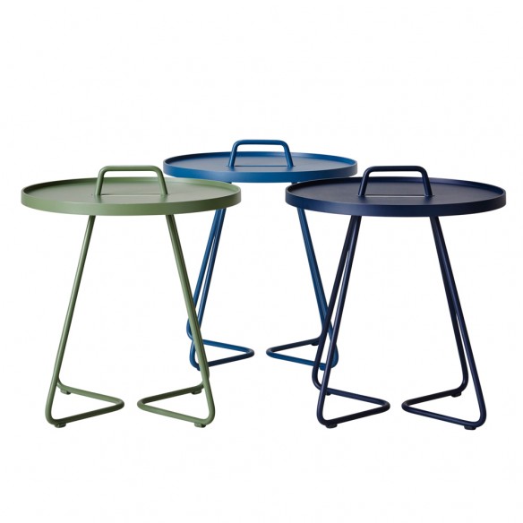 ON THE MOVE Side Table H54cm Aluminium Cane line