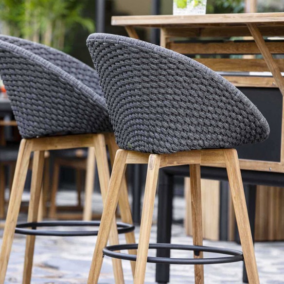 Chaise haute PEACOCK en teck et corde souple avec coussin gris