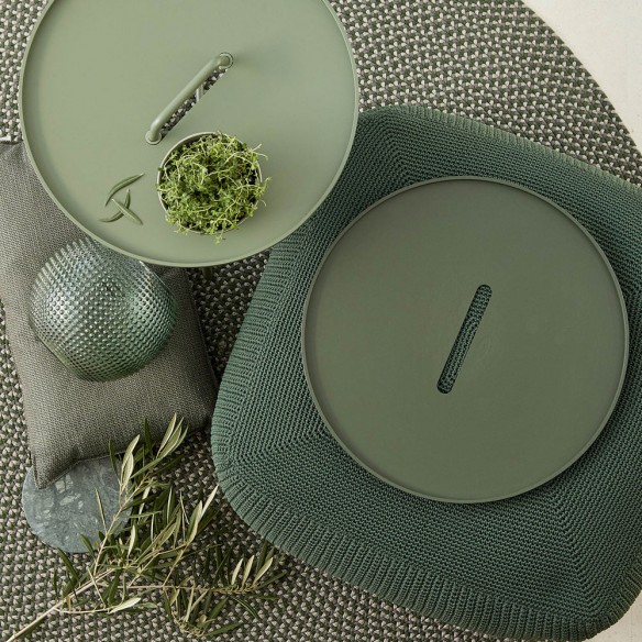 Table d’appoint ON THE MOVE H54cm en aluminium vert olive