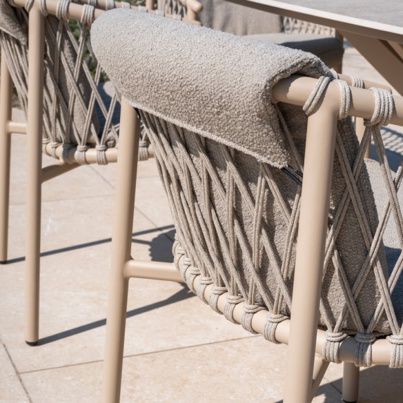 Ensemble Table de jardin PETRA en aluminium beige sable et céramique L240 et 6 chaises ASTORIA beige sable coussin beige taupe