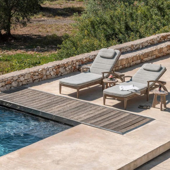 FRESCO Sun Lounger in Natural Reclaimed Teak