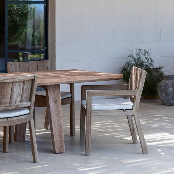 Chaise de jardin MALO en teck recyclé avec dossier en bois plein